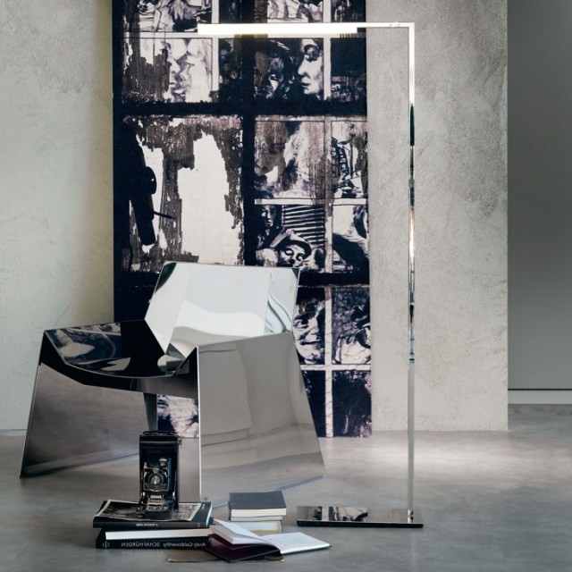 Lectură futuristă colț-idei de design-scaun metalic-lampă metalică lampă de podea minimalistă Idei pentru citit colț-idei de design-scaun metalic-lampă de podea design minimalist