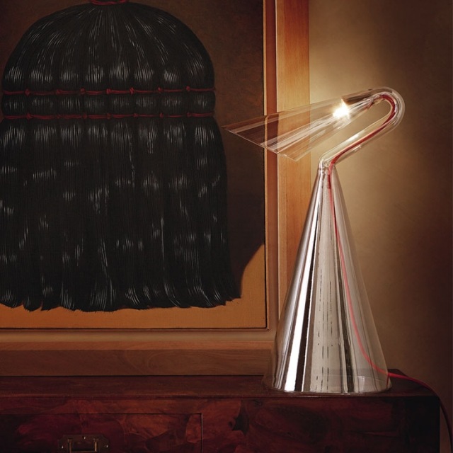 Lampă de masă de designer - carcasă transparentă - plastic, cablu vizibil - roșu Lampă de masă transparentă care citește lumina cablu din plastic roșu