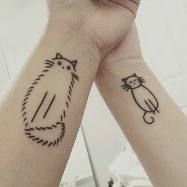 Tatuagens de mãe e filha