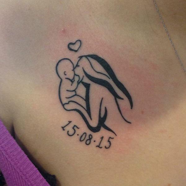 Tatuagens de mãe e filha