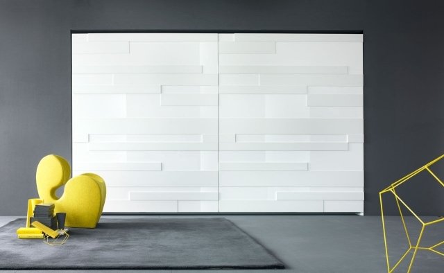 garderobă uși glisante lac alb față STRIPE Enrico Cesana olivieri