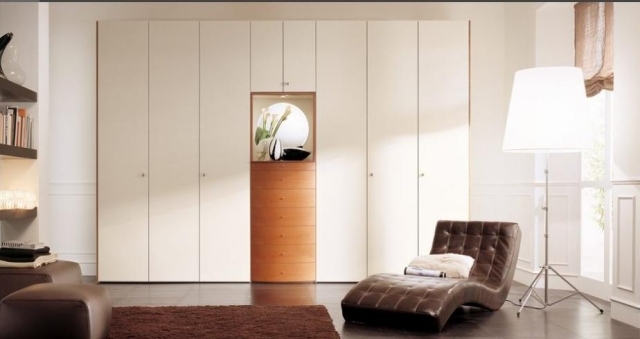 dulap clasic cremă din lemn sifonier lemonde falegnami