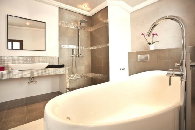 cadă de sine stătătoare cabină de duș din gresie ceramică