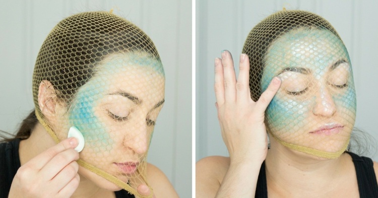 Aplicați fard de ochi crem pe față fețele de Halloween alcătuiesc culoarea dab albastru deschis idee