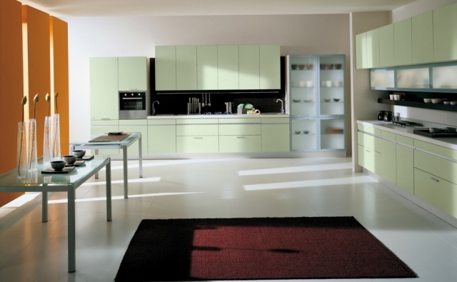 bloc de bucătărie verde deschis culori pastelate design covor de bucătărie roșu negru model