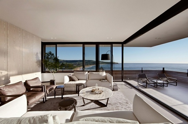 mobilier modern amenajat culori alb balcon