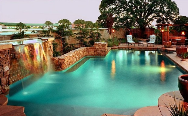 grădină-amenajare a teritoriului-în aer liber-piscină-cascadă