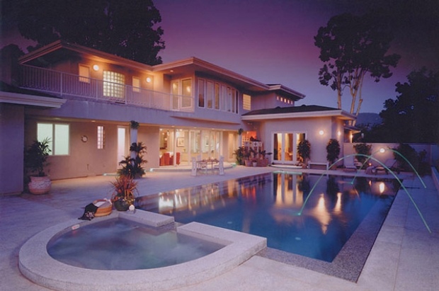 spa-wellness-area-in-the-garden-design-modern-villa-california