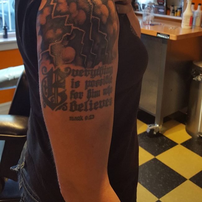 Svetopisemski verz tetovaža