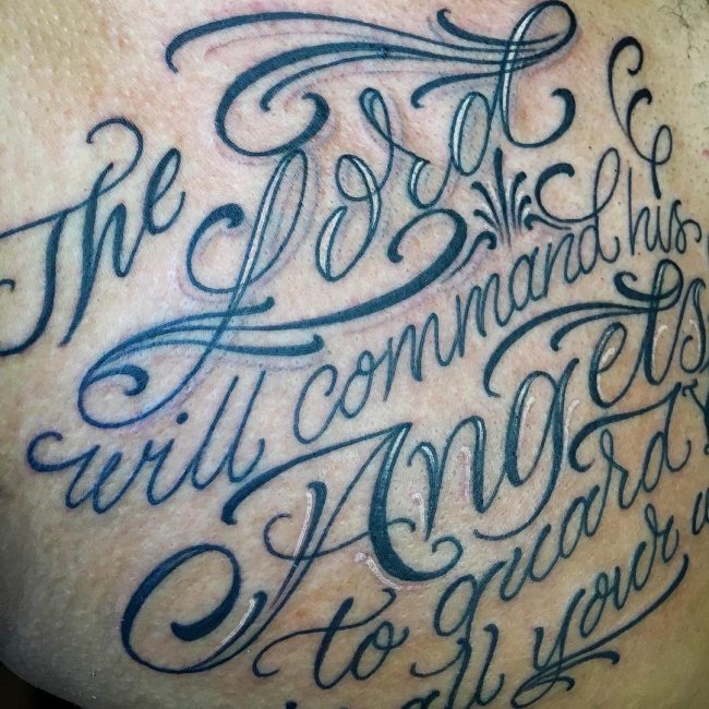 Svetopisemski verz tetovaža