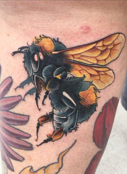 Tetovaže medene čebele