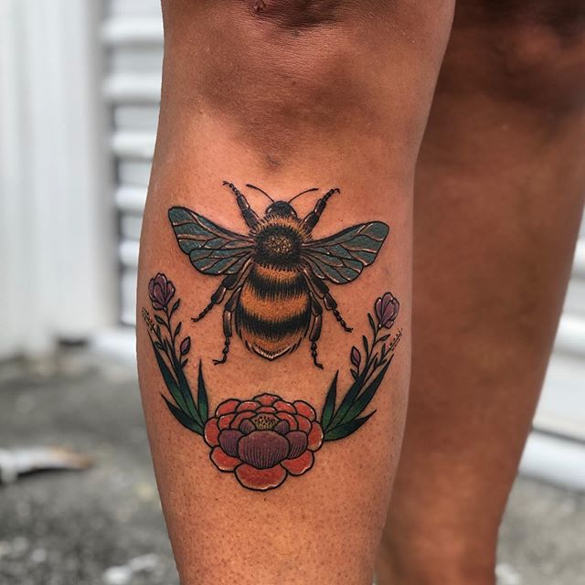 Tetovaže medene čebele