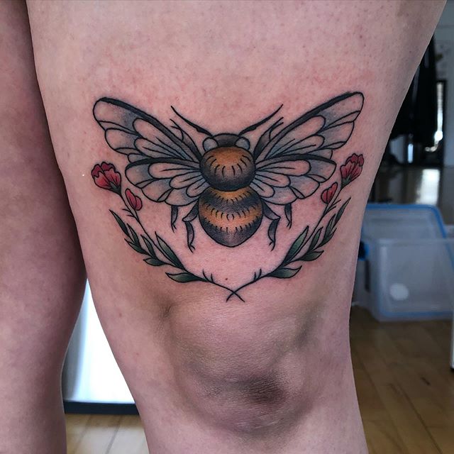 Tetovaže medene čebele