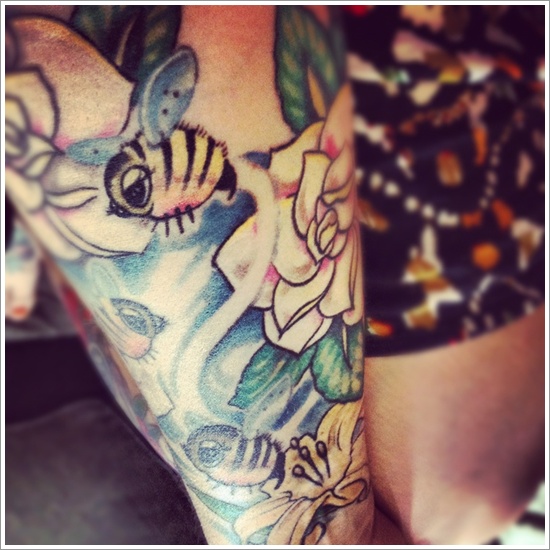 Tetovaže medene čebele