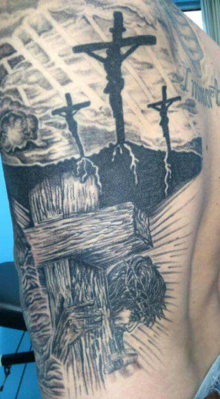 križna tetovaža