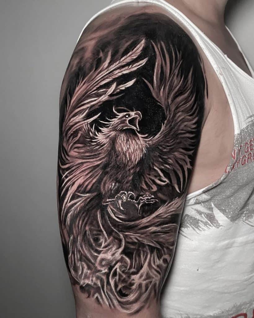 Tatouage Phénix Rugissant