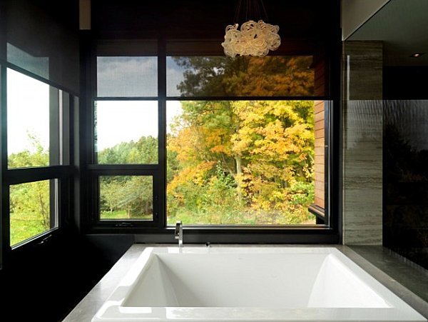 Cadă cu un design dreptunghiular alb Birdseye