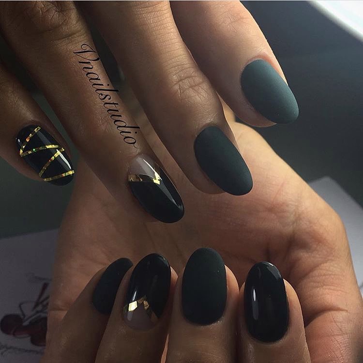 Arte delle unghie autunnali