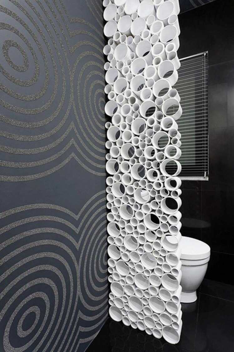 Decorați o cameră cu un separator de cameră realizat din țevi din PVC idei deco conducte pvc despartitor camera alb baie tapet tapet