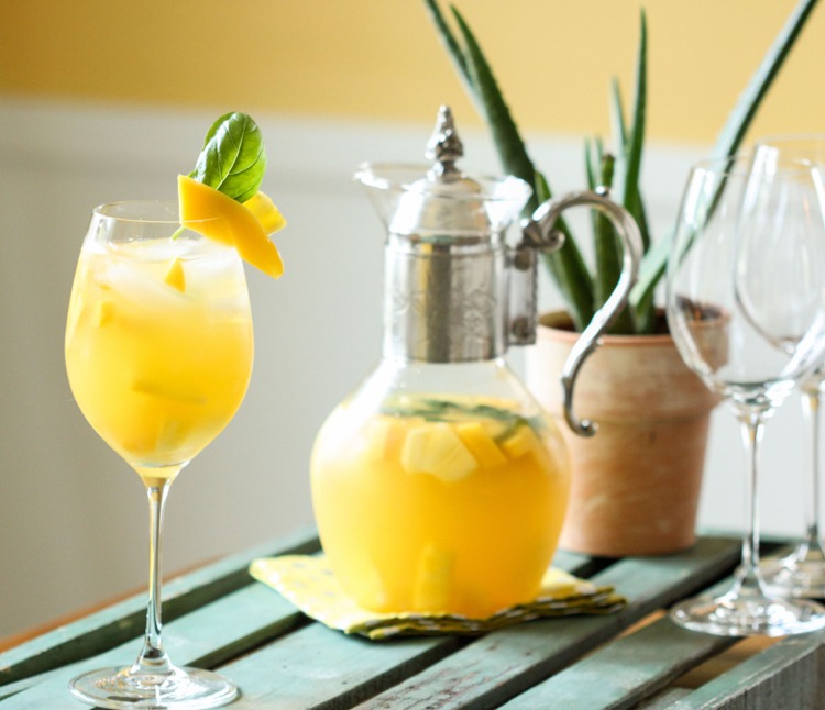 rețete cocktail de primăvară mango mimosa