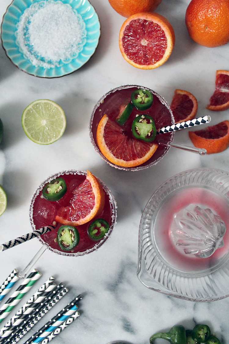 rețete de cocktail margarita de portocale de sânge de primăvară