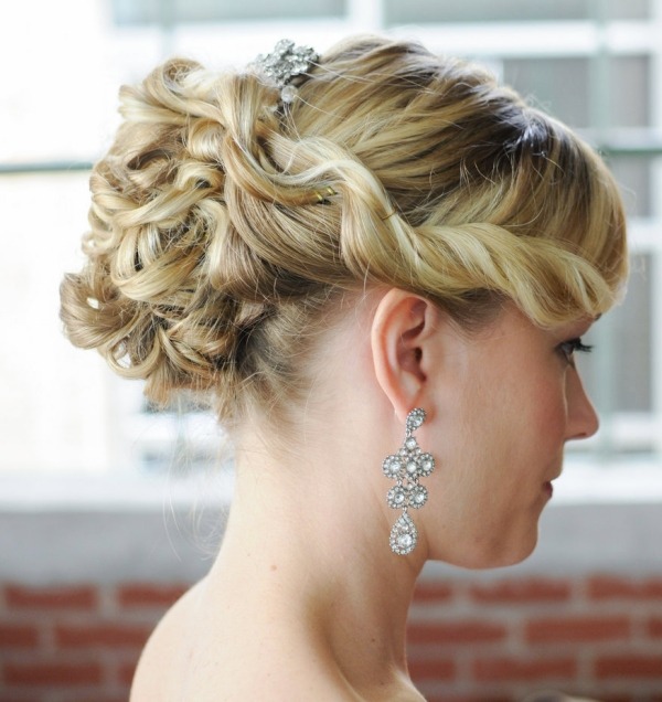 idee-mireasa-par-stil-coafura-blond