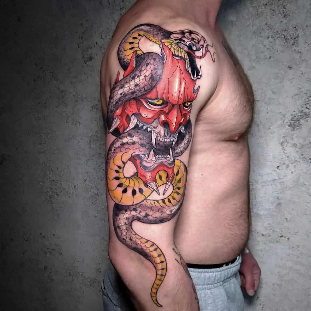 Manchon de tatouage Oni Mask Design Rouge