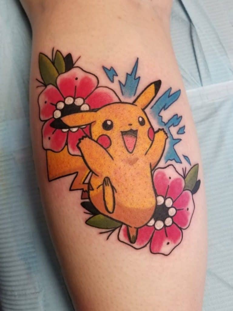 花とポケモンタトゥーピカチュウプリント