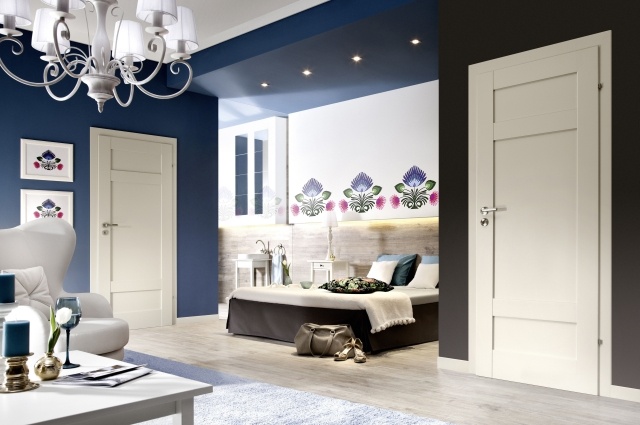 usi dormitor mobilier modern alb culoare perete albastru dormitor-uși-alb-mobilier-modern-albastru-perete-vopsea