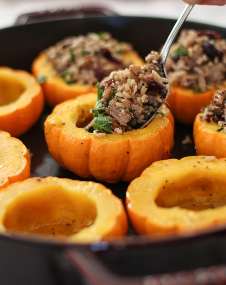 mini-dovleac-lingură-umplu-orez sălbatic