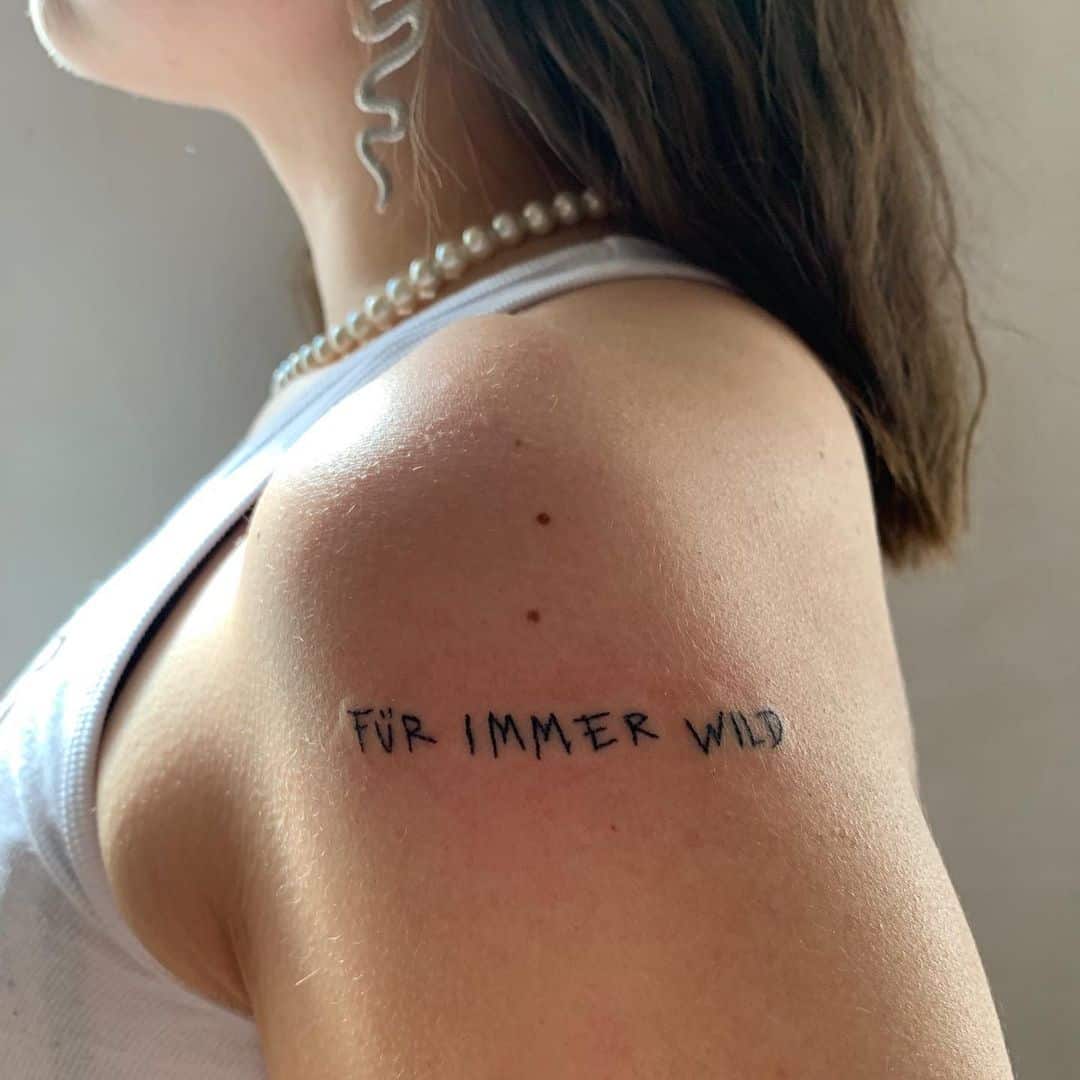 Citat tetovaža na nadlaktici 3