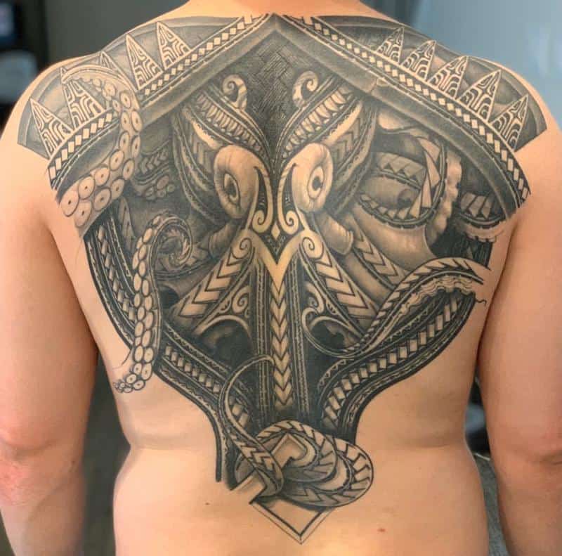 ポリネシアのタコのタトゥー1