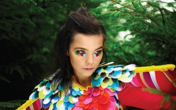 Trucuri de machiaj Bjork Style Parrot pentru Halloween