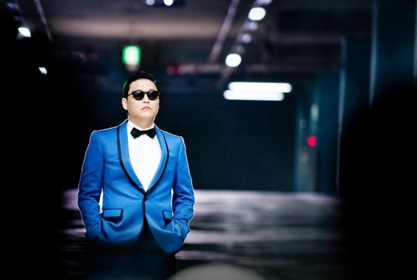 Costum Psy Gangnam Style Îmbrăcăminte albastră pentru idei exclusive pentru Halloween