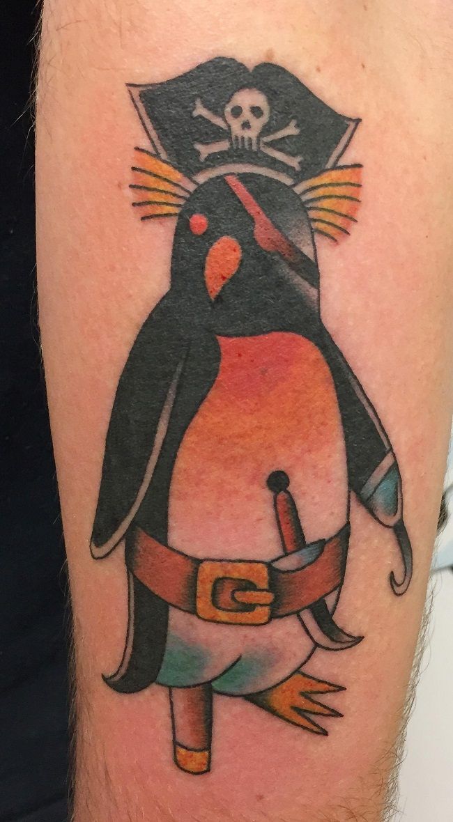 海賊ペンギンのタトゥー