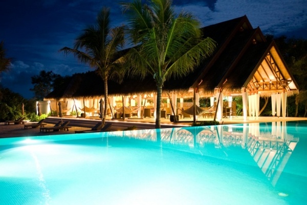 hotel de lux maldive piscină de iluminat magic hotel de lux maldive iluminat magic palmieri piscina
