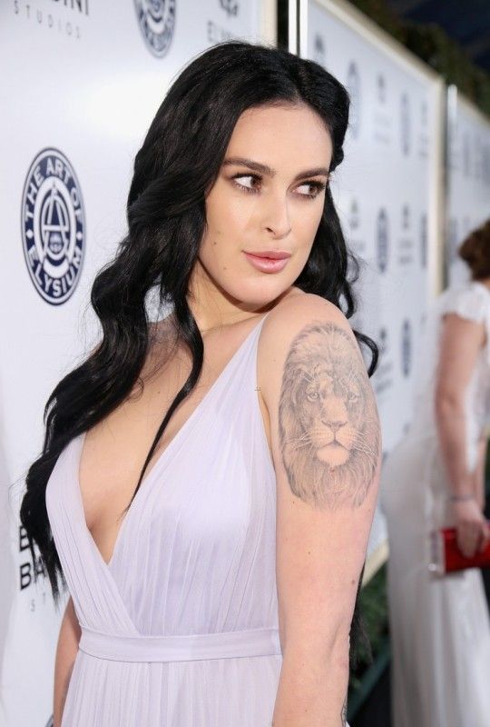 ルーマーウィリスライオンタトゥー