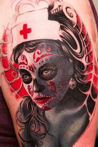 tatuaggio infermiera
