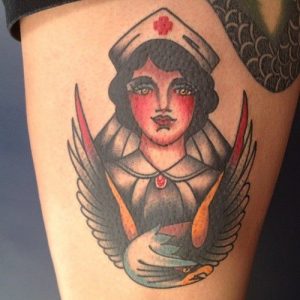 tatuaggio infermiera