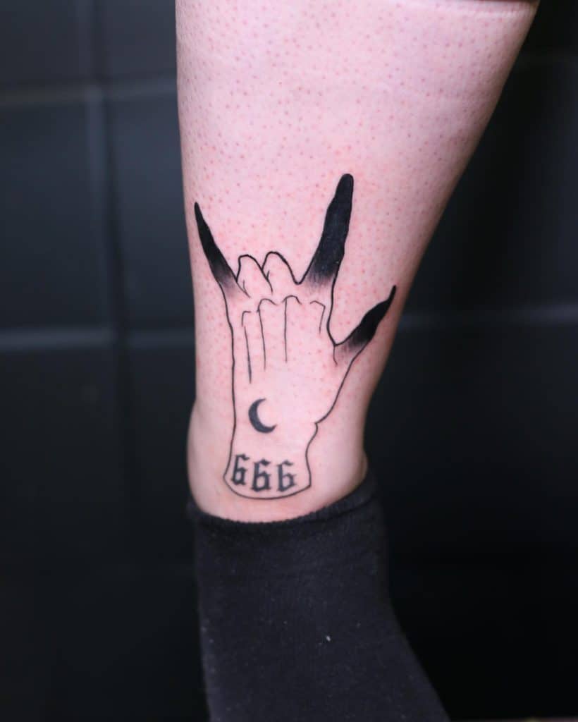 666 Nesėkmės tatuiruotė 2