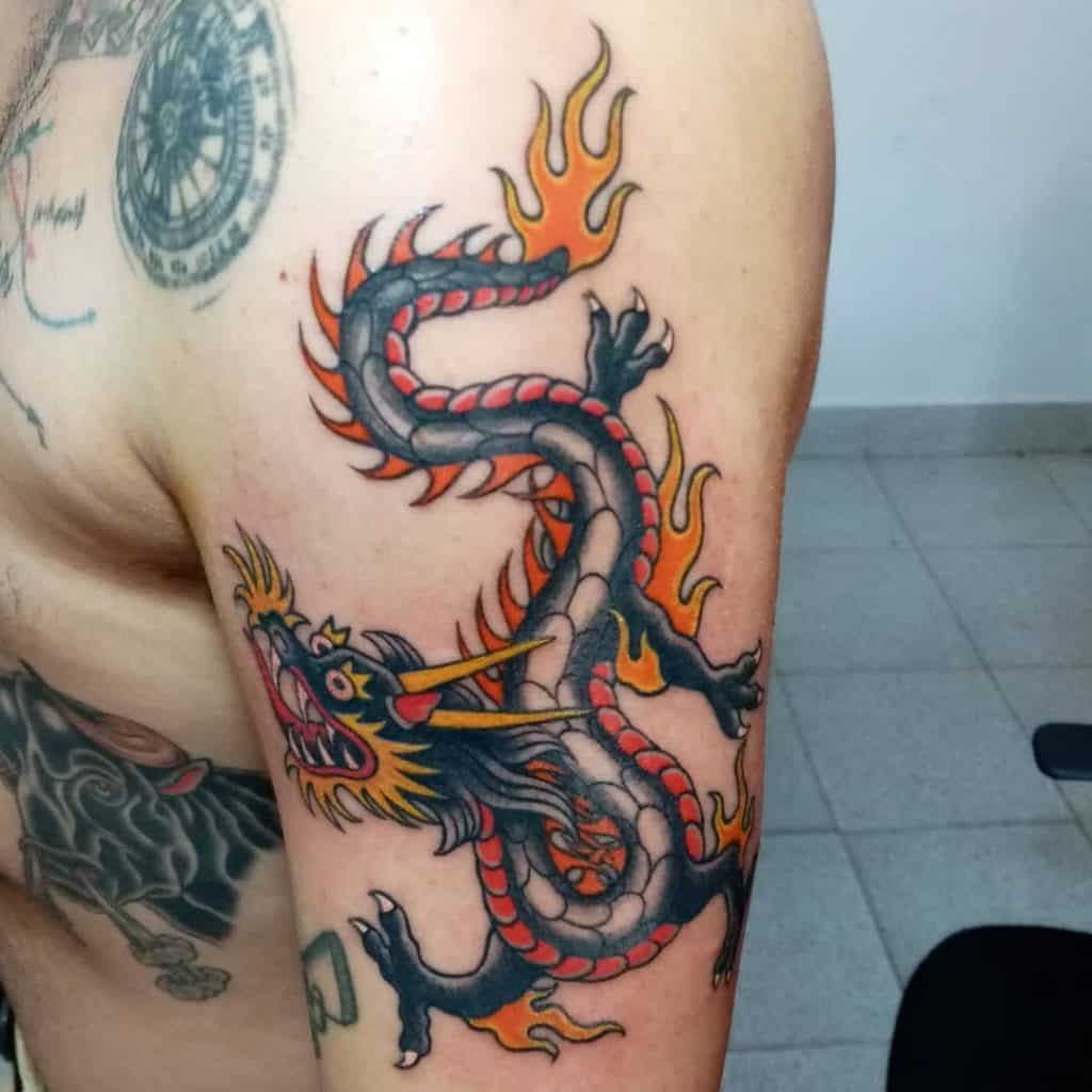 Kodėl nesėkmė turėti neužbaigtą drakono tatuiruotę 2