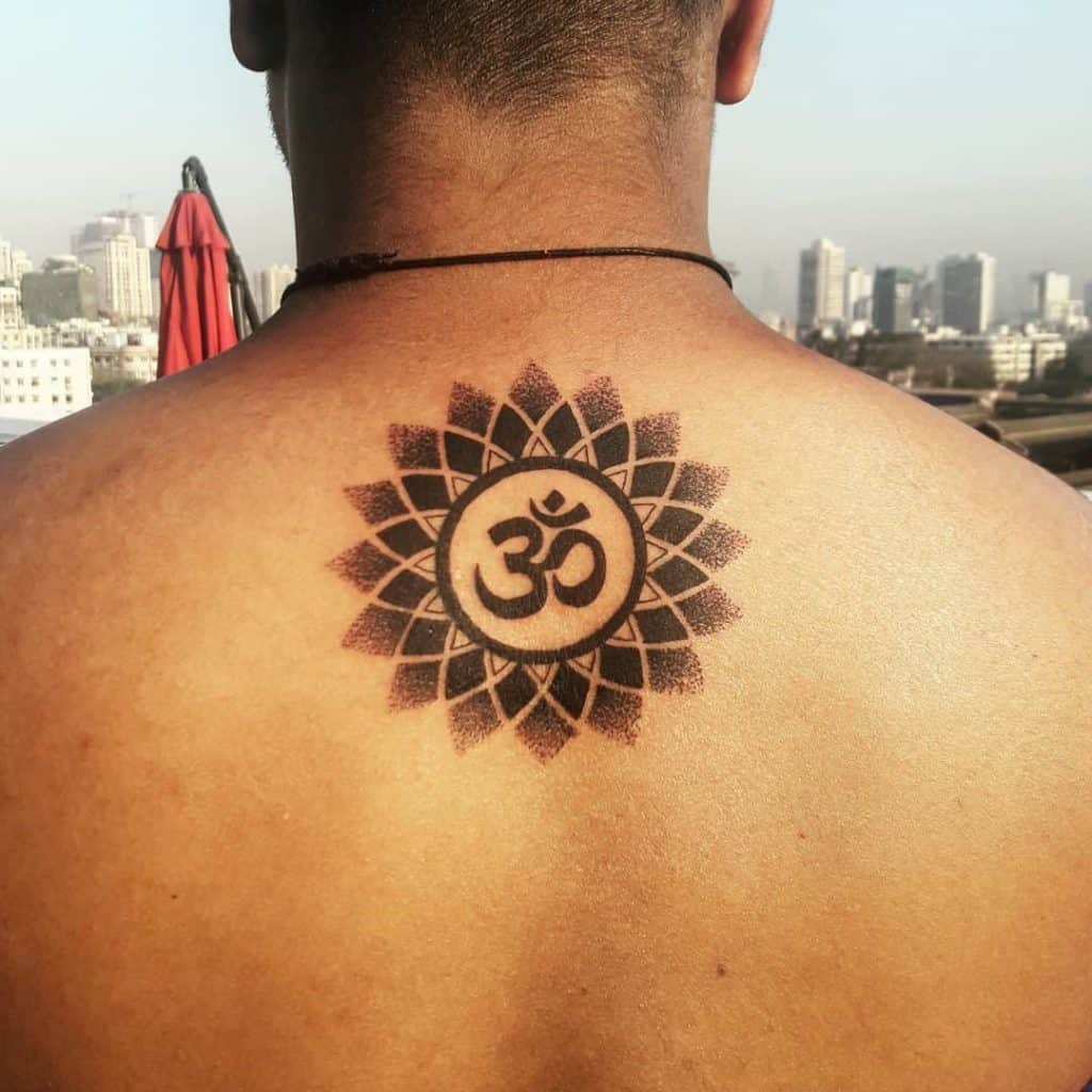 Karūnos čakros tatuiruotės dizainas