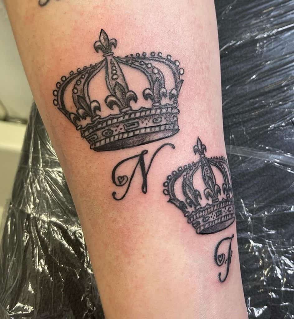 Juodos karūnos tatuiruotė