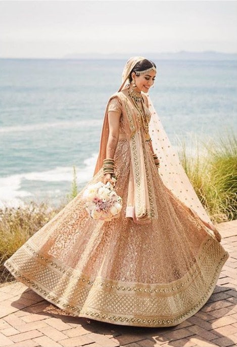 sabyasachi lehnga