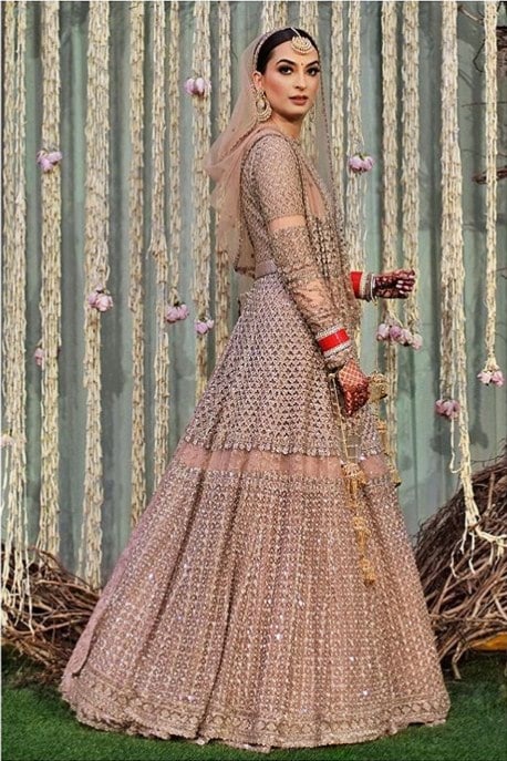 sabyasachi lehnga