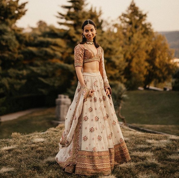 sabyasachi lehnga