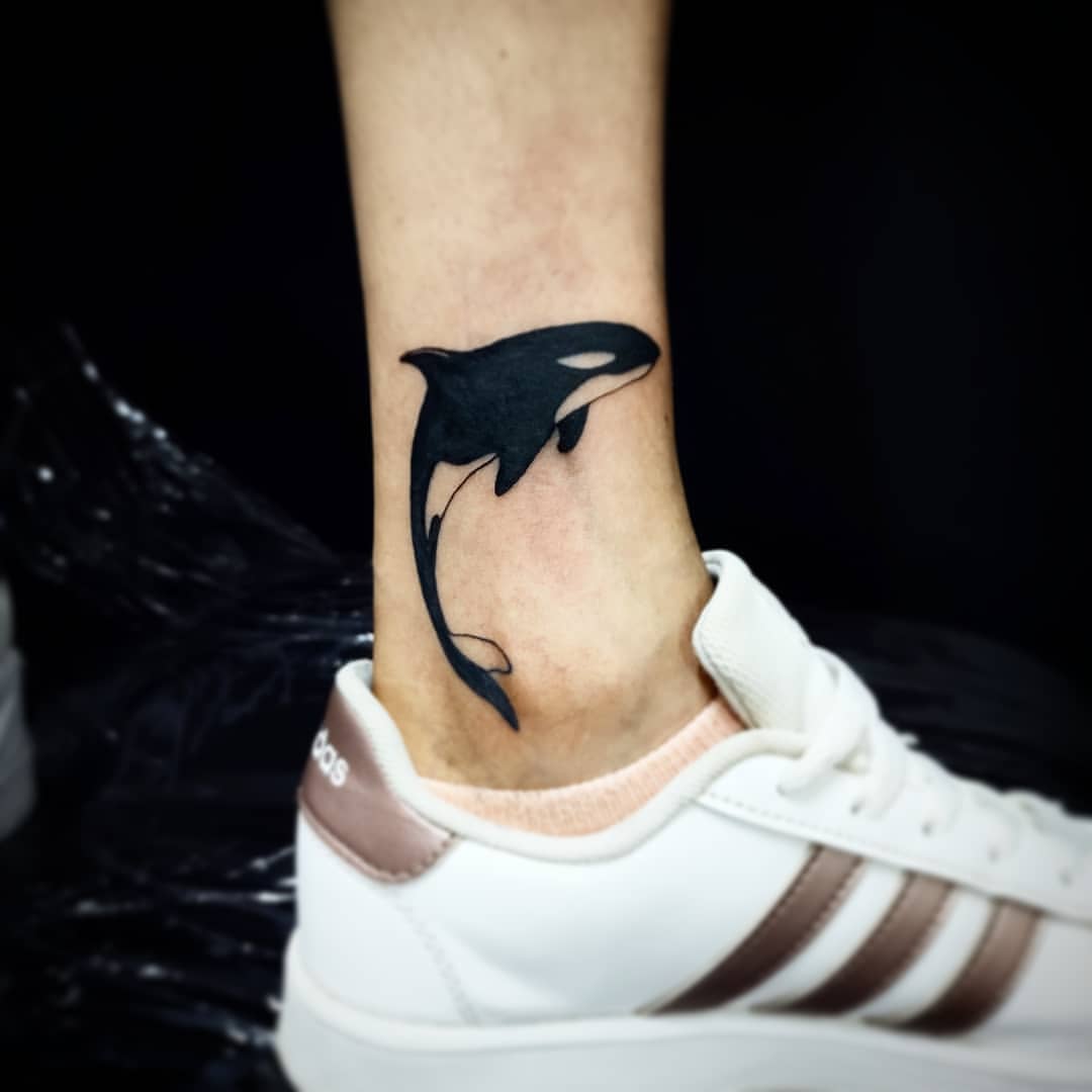„Orca“ kulkšnies tatuiruotė