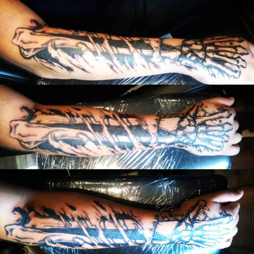 Skeleto rankos tatuiruotė, išsaugota tatuiruotė, ranka 1