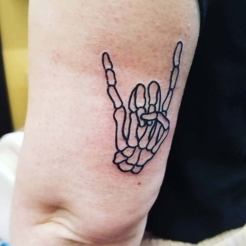 Skeleto rankos tatuiruotė, išsaugota tatuiruotė, kitaip 2