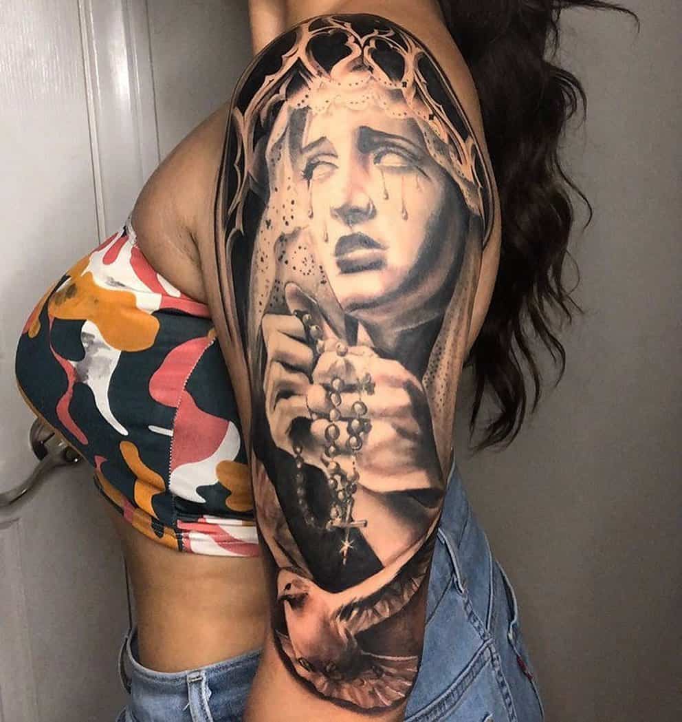 Tatuaggio manica religioso 1